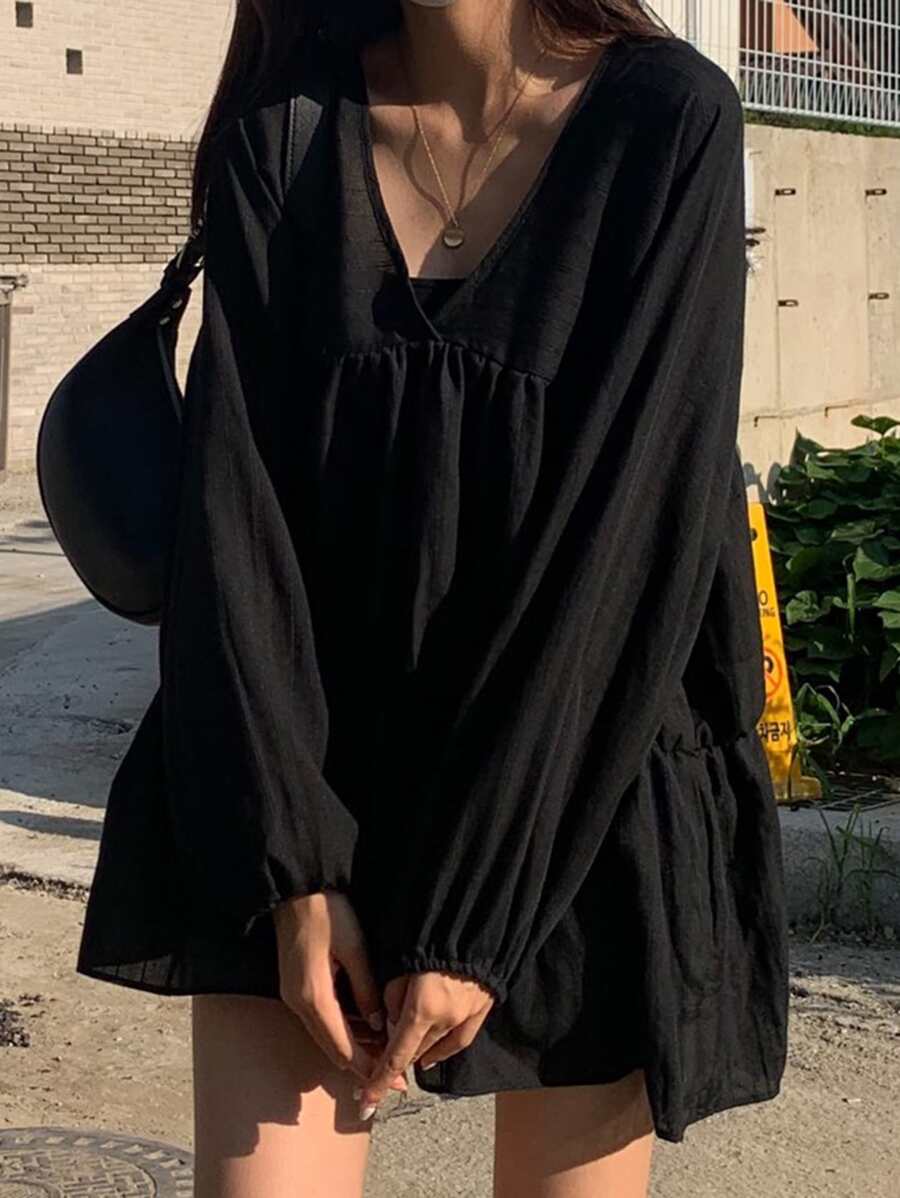 DAZY Blusa con volantes en el bajo, top de manga larga para otoño