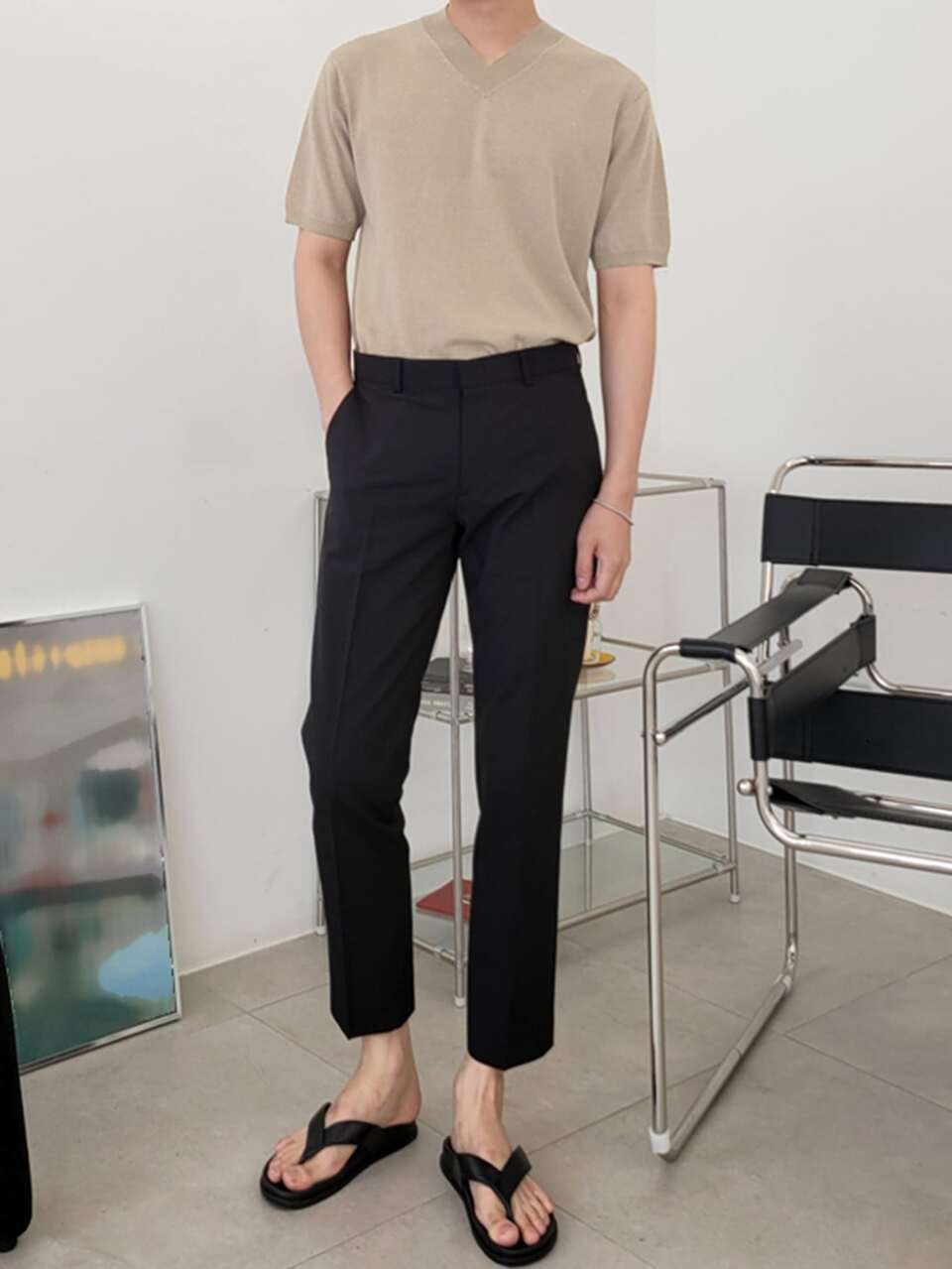 Men Solid V-neck Knit Top