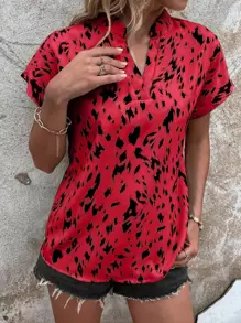 SHEIN LUNE Blusa con estampado de cuello de muesca de manga murciélago - Rojo - Ver 4