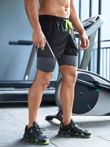 Manfinity Fitness Boyfriend Style Men Reflective Letter Graphic Sports Stretchy Shorts With Phone Pocket Gym Shorts Jogger Shorts Sweat Pants Black Shorts - Black - View 4