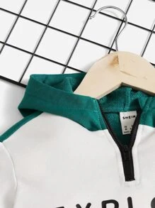 SHEIN 男嬰撞色字母圖案翻蓋口袋連帽衫