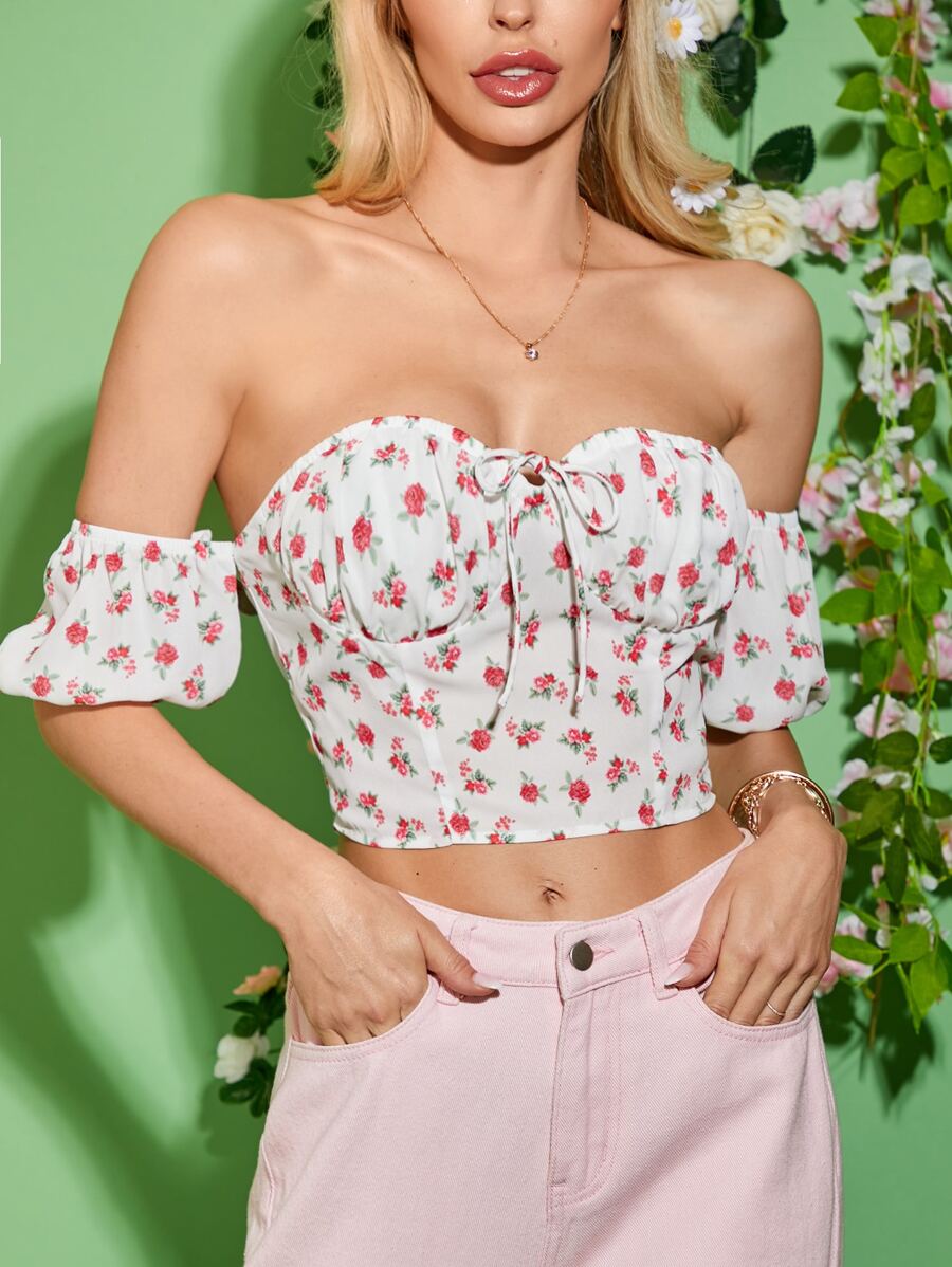 SHEIN Blusa floral de hombros descubiertos con cordón delantero pecho con fruncido - Blanco - Ver 1