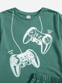 SHEIN Cậu bé Tween In Gamepad Áo thun & Đồ họa Chữ cái Quần short - màu xanh lá - Xem 3