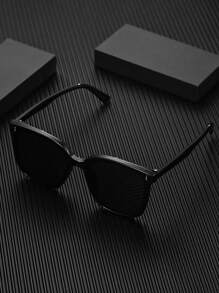 1 Pair Unisex Black Fashion Sunglasses, Large Frame Style, Casual Korean Fashion, Street Style, Rivet Decor, Comes With Lanyard, Cleaning Cloth, Metal Hinges, Durable And Classic Retro Design, Suitable For Travel And Commuting, All Seasons, Especially Suitable For Summer Beach Vacation, Outdoor Activities And Travel. - Black - View 5