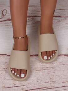 Sandalias de mujer de una sola banda en beige, sandalias planas de punta abierta de moda para uso diario, atuendos de playa, pantuflas de mujer - Caqui - Ver 3