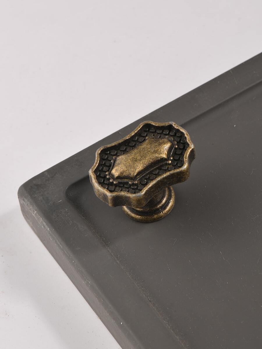 1pc Geometric Shaped Drawer Knob - Bronze - View 1