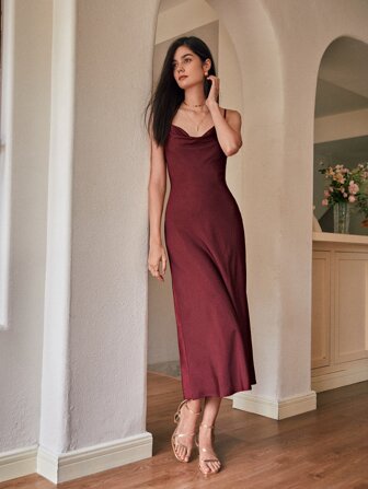 فستان شكل الستارة الصاف بوهو