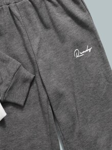 SHEIN Tween Boy Autumn Letter Print Color Block Hoodie Sweatshirt And Sweatpants Casual Outfit