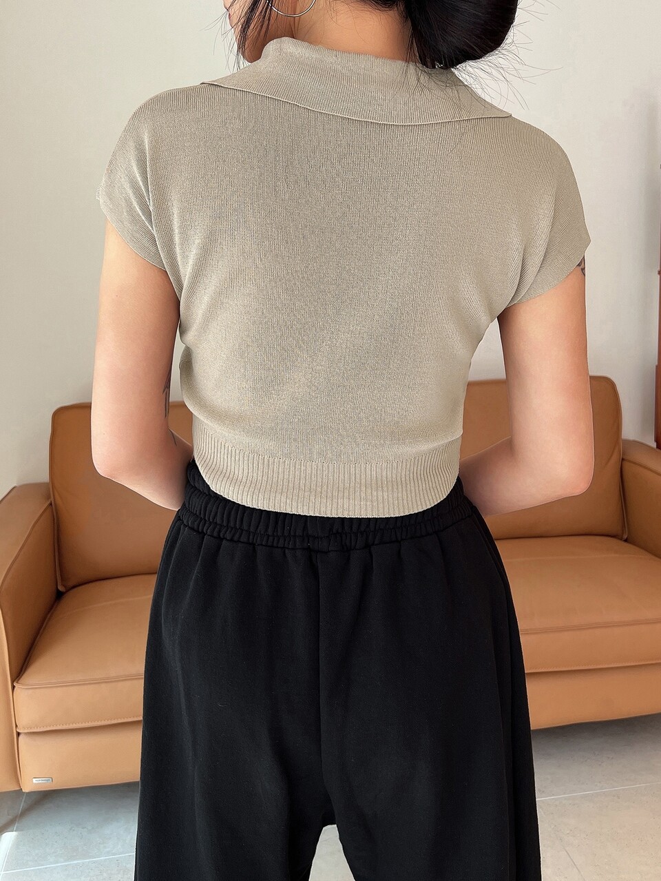 Polo Neck Rib-knit Crop Sweater Vest