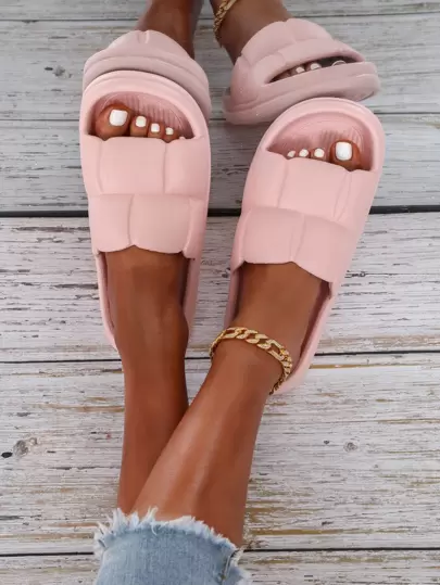 Geometric Embossed Single Band Slides