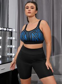 Easithlete Plus Size Mesh Panel Sports Shorts With Phone Pocket Legging Shorts - Black - View 4