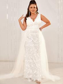 YISIKADO Plus Floral Embroidery Mesh Panel Backless Maxi Wedding Dress - White - View 1
