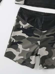 Tween Boy Random Camo & Letter Graphic Raglan Sleeve Swimsuit - Multicolor - View 3