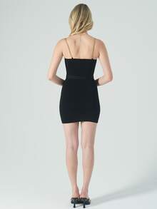 Cottnline 鏈條肩帶腰帶吊帶洋裝 - 黑色 - 查看 2