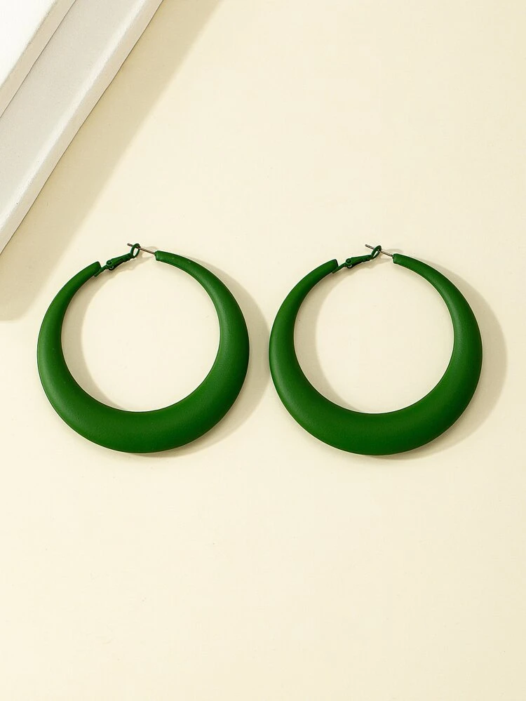 1 Pair Women's Bestselling Hollow And Charm Large Printed Enamel Earrings, For Daily Wear