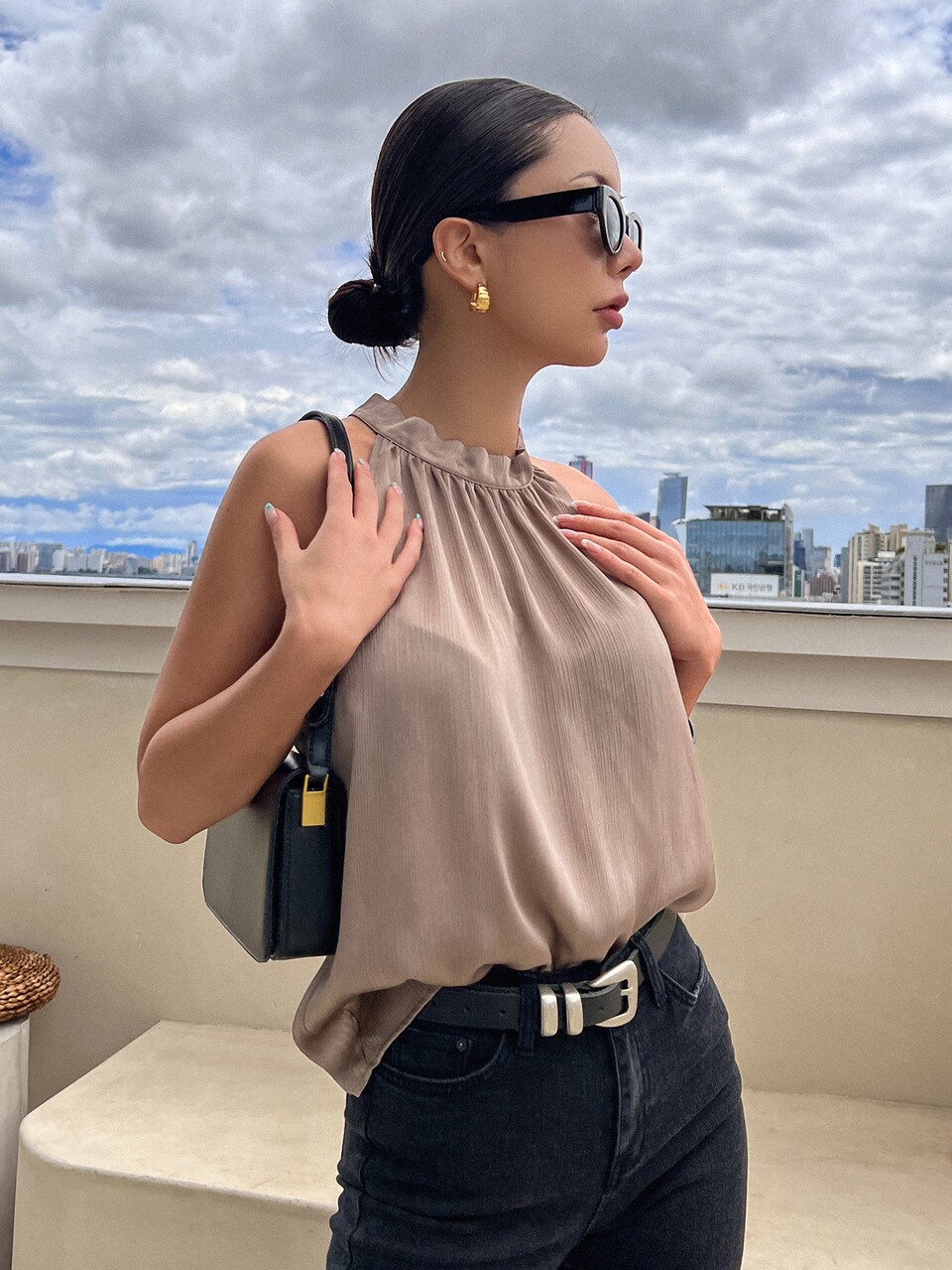 Solid Keyhole Back Sleeveless Blouse Going Out Tops