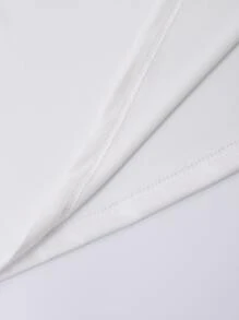 Manfinity Roghcode 男士標語和人物圖案T恤 - 白色 - 查看 4