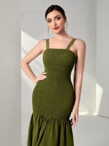 Modelyn Đầm phân lớp Dải chun màu trơn Thanh lịch - Màu xanh Ô liu - Xem 3