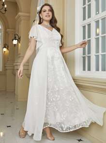 SHEIN Belle 大碼提花蝴蝶袖蕾絲婚紗洋裝不附面紗