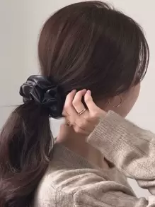 Minimalist Solid Scrunchie