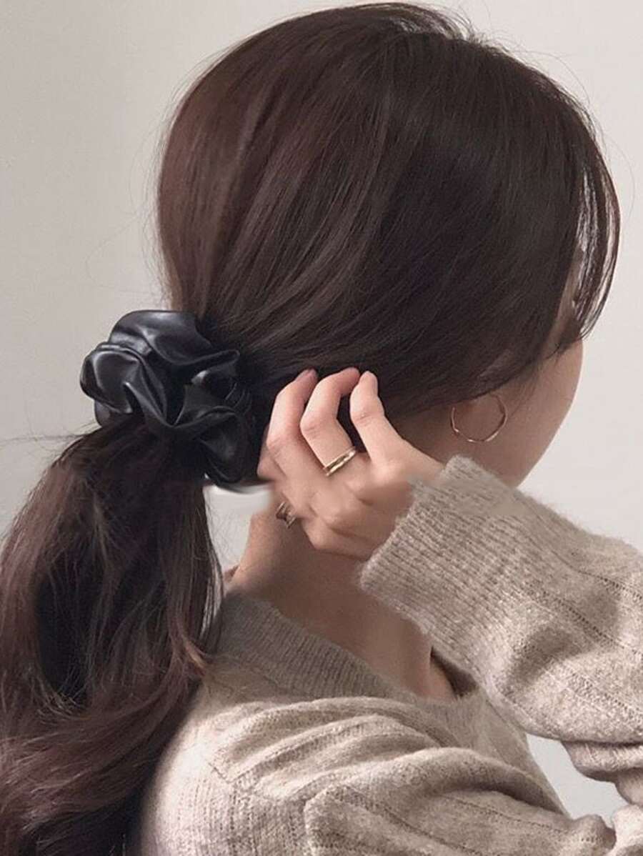 Minimalist Solid Scrunchie