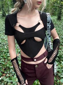 Grunge O-ring Cut Out Bandana Hem Tee - Black - View 1