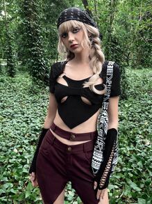 Grunge O-ring Cut Out Bandana Hem Tee - Black - View 4