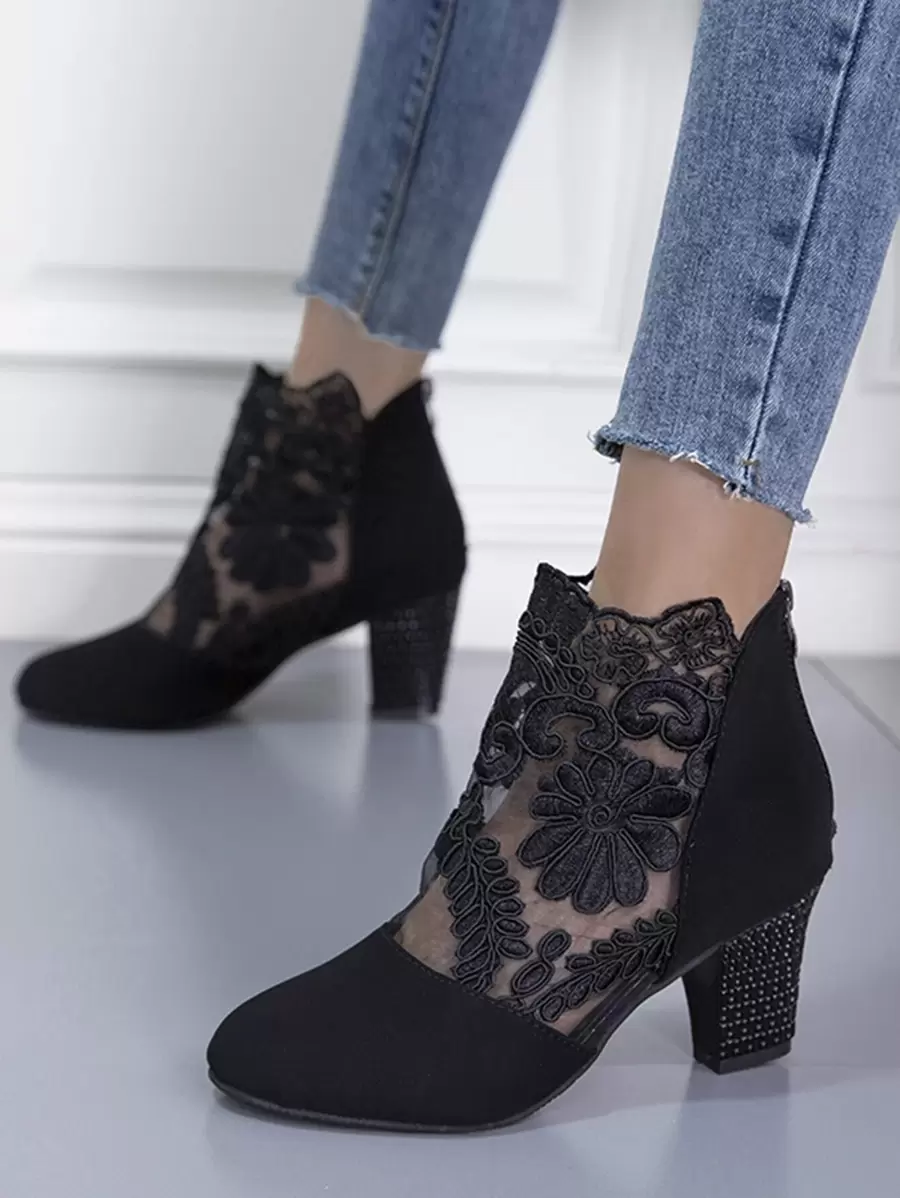 Women Black Floral Embroidery Chunky Heeled Zip Back Short Boots - Black - View 1