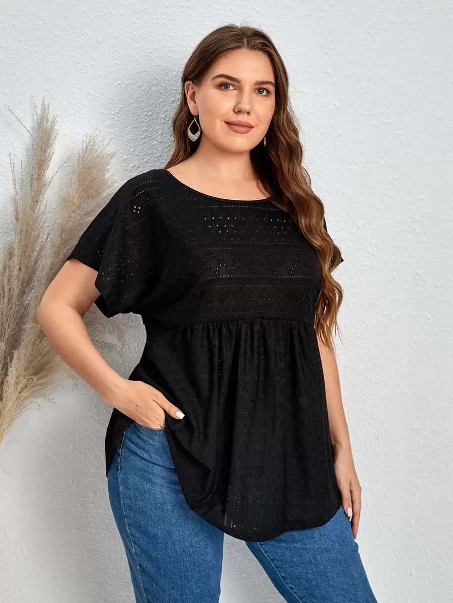 EMERY ROSE Plus Eyelet Embroidery Batwing Sleeve Peplum Tee - Black - View 1