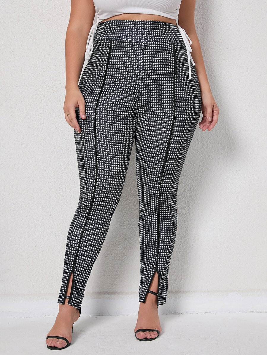 Mulvari Plus Houndstooth Print Split Hem Skinny Trousers - Black and White - View 1