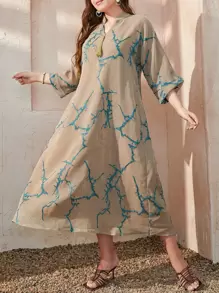 Al Najma 大碼圖案印花缺口領流蘇細節直筒連衣裙