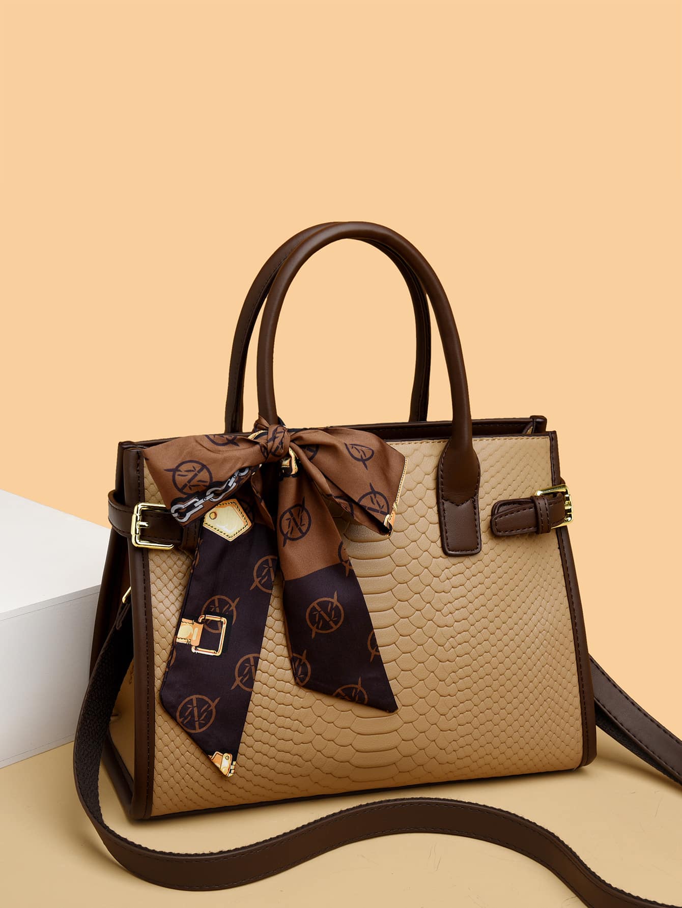 Túi đeo chéo Nữ Nơ Bướm Snakeskin In Có thể điều chỉnh được Đôi tay cầm Thanh lịch - Màu Khaki - Xem 1