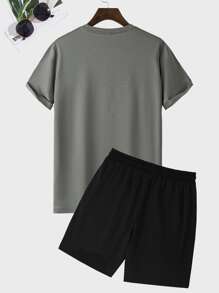 Manfinity Homme Men Slogan & Graphic Tee And  Drawstring Shorts Set - Multicolor - View 2