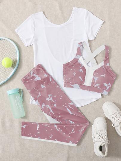 3 طقم رياضي للنساء مكون من: صدرية رياضية مطبوعة جرافيك، وبنطلون ليغينغز، وتي شيرت