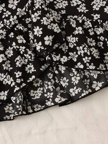 Falda con estampado floral bajo con fruncido - Blanco y Negro - Ver 4
