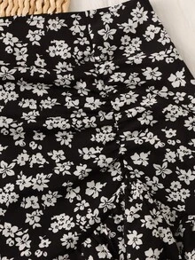 Falda con estampado floral bajo con fruncido - Blanco y Negro - Ver 5