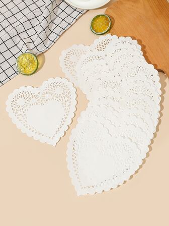 48入組鏤空愛心設計烘焙紙