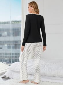 SHEIN Maternity Slogan Graphic Contrast Binding Adjustable Elastic Waist Nursing PJ Set For Mother - Black and White - View 2