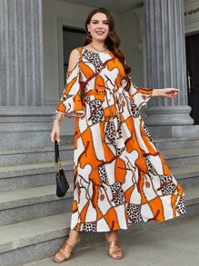 Modelyn Vestido con cinturón con estampado de cadena de hombros descubiertos - Multicolor - Ver 5