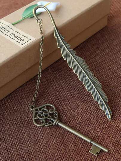 1入組鑰匙和羽毛設計書簽