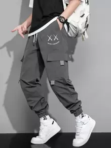 Manfinity Roghcode Men Letter & Expression Print Flap Pocket Drawstring Waist Cargo Trousers - Dark Grey - View 6