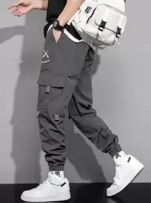 Manfinity Roghcode Men Letter & Expression Print Flap Pocket Drawstring Waist Cargo Trousers - Dark Grey - View 7