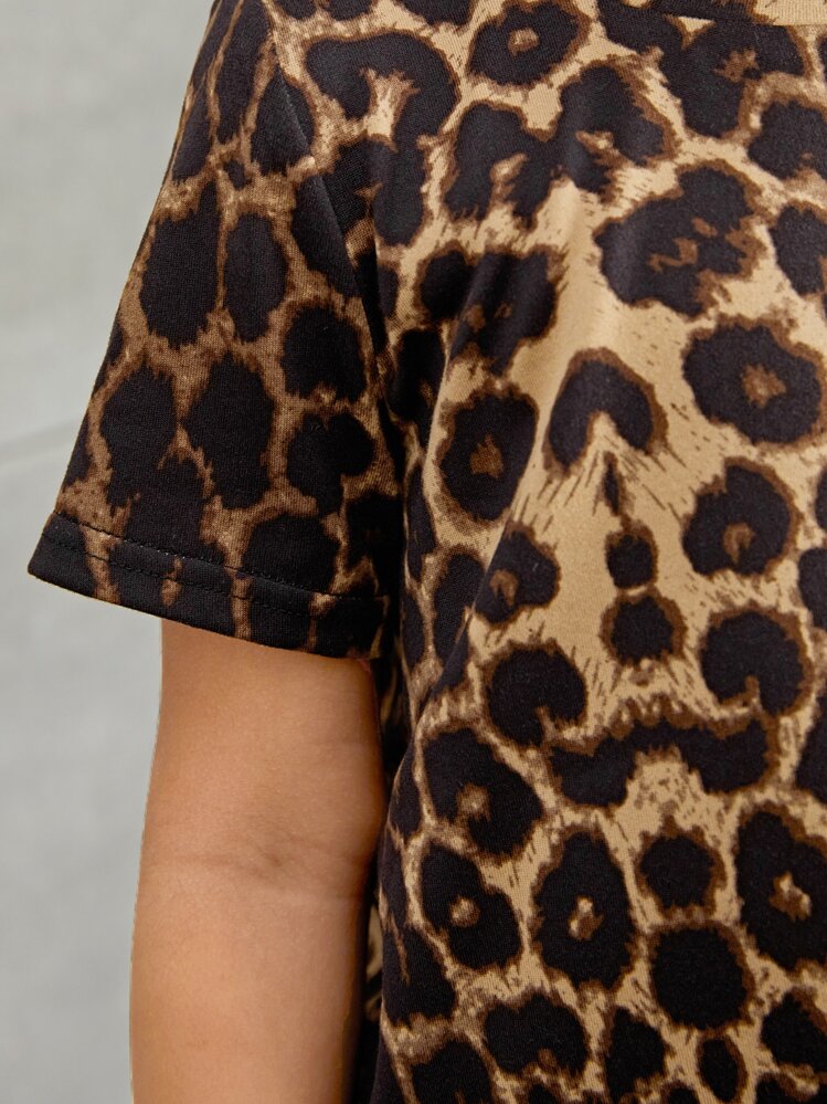 SHEIN 2 pezzi set top e pantaloni casual e versatile per giovani ragazze, in maglia leggera con motivo leopardato, collo tondo e maniche corte - Multicolore - Visualizzare 5