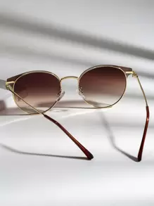 Tinted Lens Casual Fashion Glasses Women's Sunglasses-The Perfect Travel Accessory For Women Vintage Sunglasses Beach Sun Glasses Beach Accessories For Women Sun Glasses Sunglasses Shades Fashionable Shade Elegant Outfit Family Outings Travel Vacation Holiday For Summer Beach Vacation,Outdoor,Travel - Gold - View 2