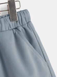 SHEIN 男孩標語圖案連帽T恤和腰部抽繩短褲 - 霧霾藍 - 查看 4