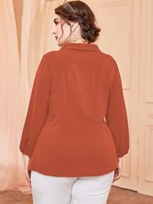 Mulvari 大碼青果領圍裹女士襯衫 - 紅木色 - 查看 2