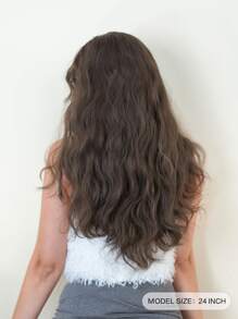 alicegarden 1 件棕色合成耐热长波西米亚卷发假发，带刘海，26 英寸长，由纤维制成，适合日常使用，自然逼真的假发。 - 棕色 - 查看 2