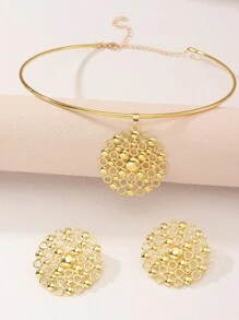 Hollow Out Round Charm Necklace & Stud Earrings