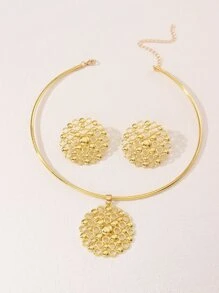Hollow Out Round Charm Necklace & Stud Earrings