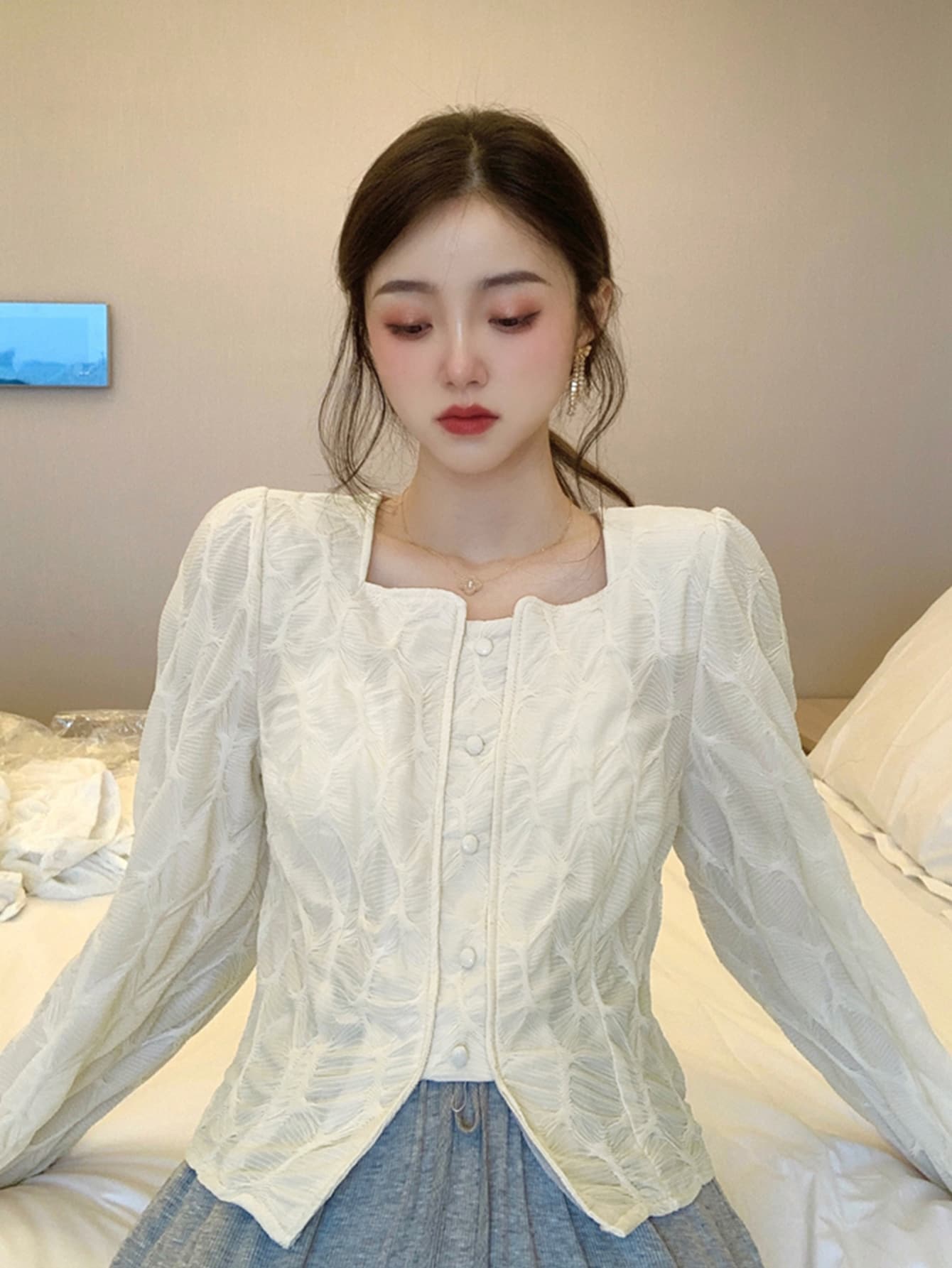 素色前排扣紋理質感襯衫 - 杏色 - 查看 1